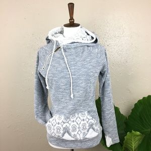 Mindy Mae’s Market Hoodie Medium Grey Pullover